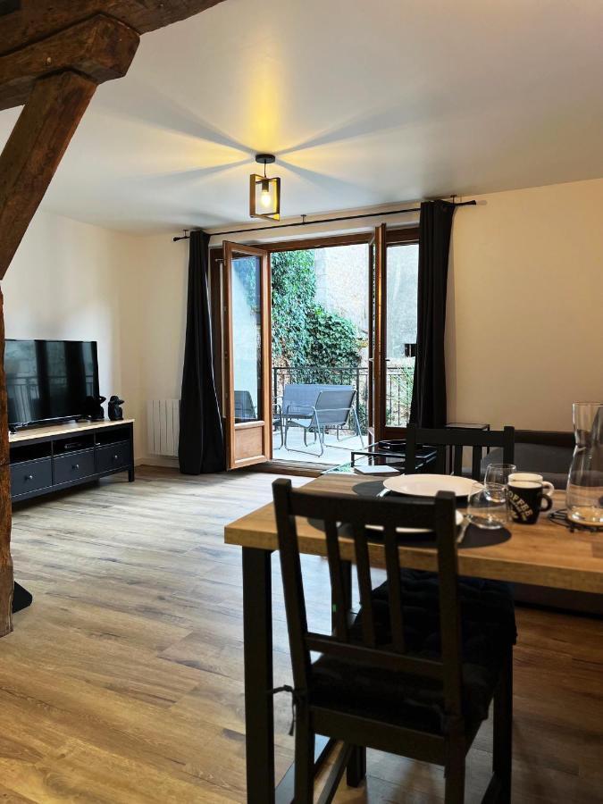 Le Duplex Apartment Auxerre Exterior photo